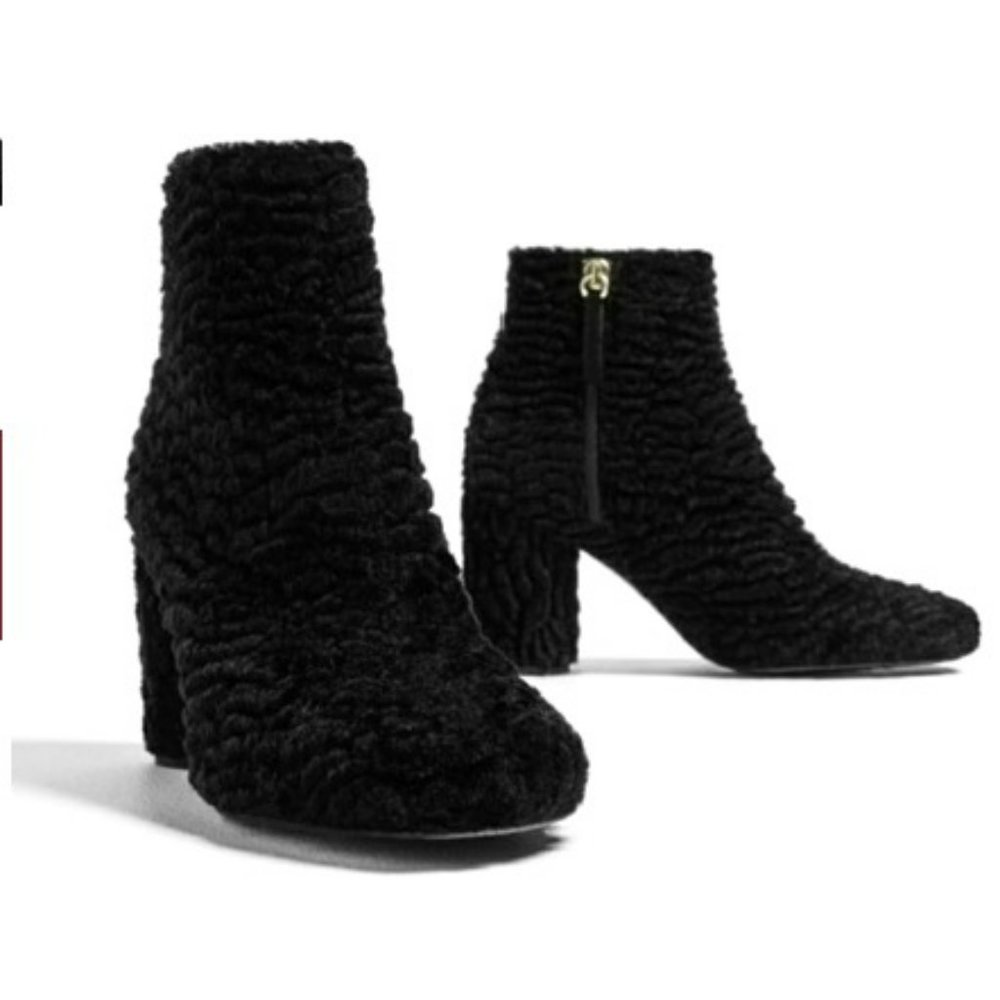 NIB ZARA Black Shearling Sheep Karakul Fur Effect Fabric Ankle Boots. 7.5